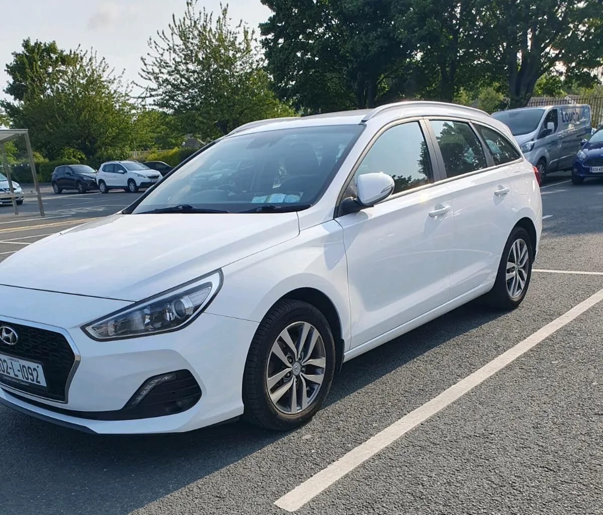 Hyundai i30  2020 touring 1.6 d one owner - Image 1