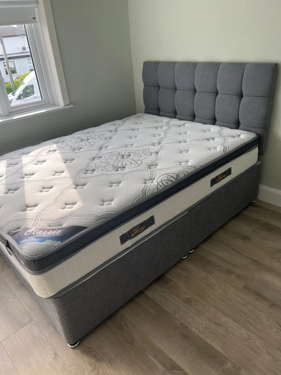 Bed and frame - Image 4
