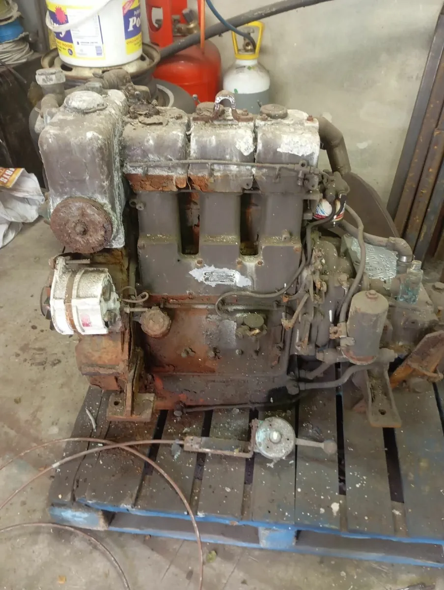 Marinised lister hrm 44hp with gearbox - Image 3
