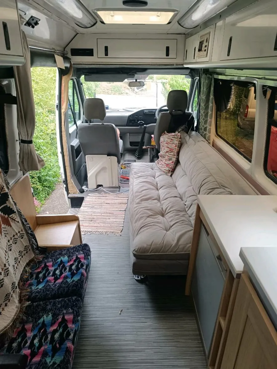 VW camper - Image 2
