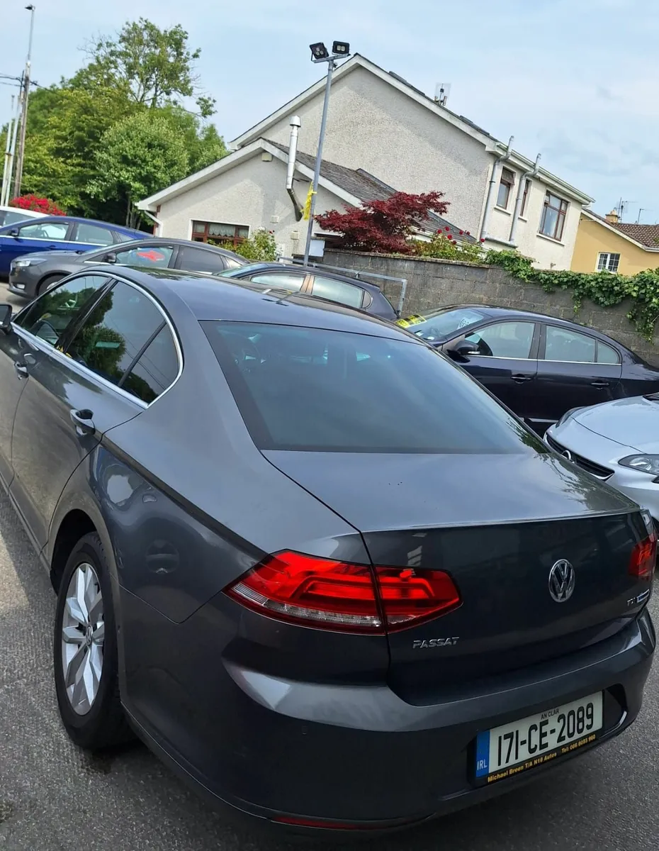2017 Volkswagen Passat  Comfortline. - Image 4