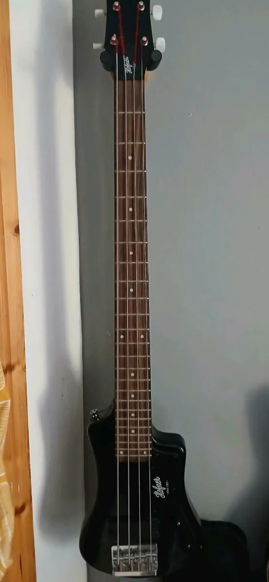 Hofner Shorty Black Bass - Image 2