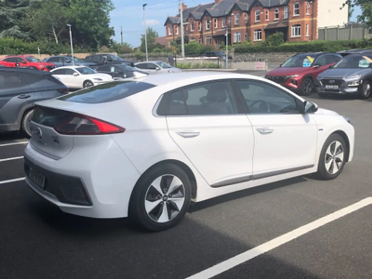 Hyundai Ioniq EV Premium 28kwh  12 Month Warranty - Image 3