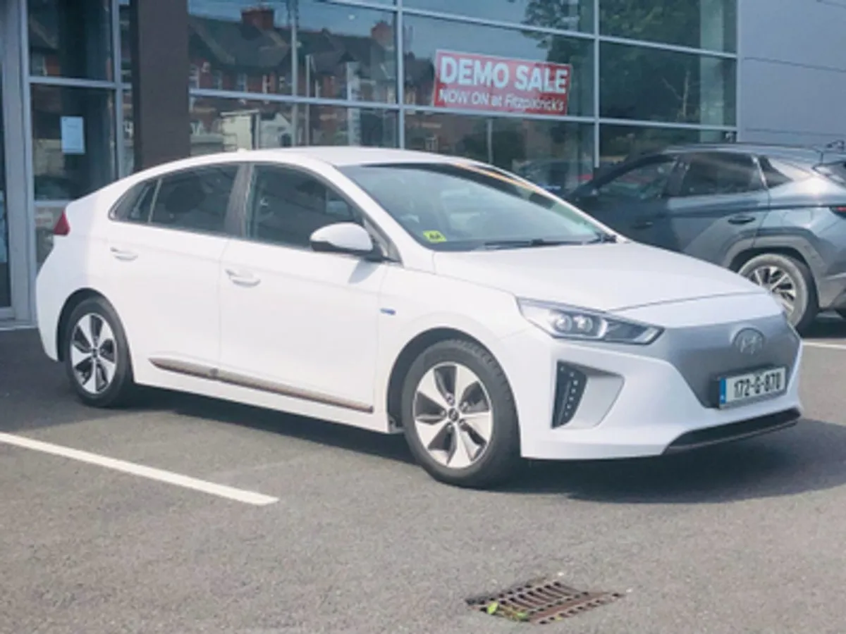 Hyundai Ioniq EV Premium 28kwh  12 Month Warranty - Image 4