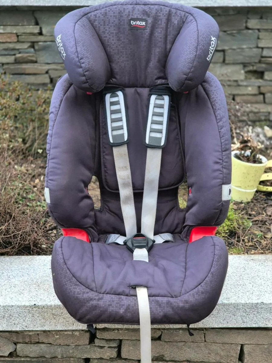 Car seat - Image 3