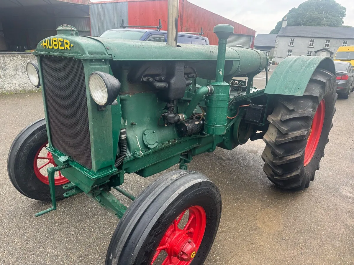 HUBER TRACTOR - Image 1