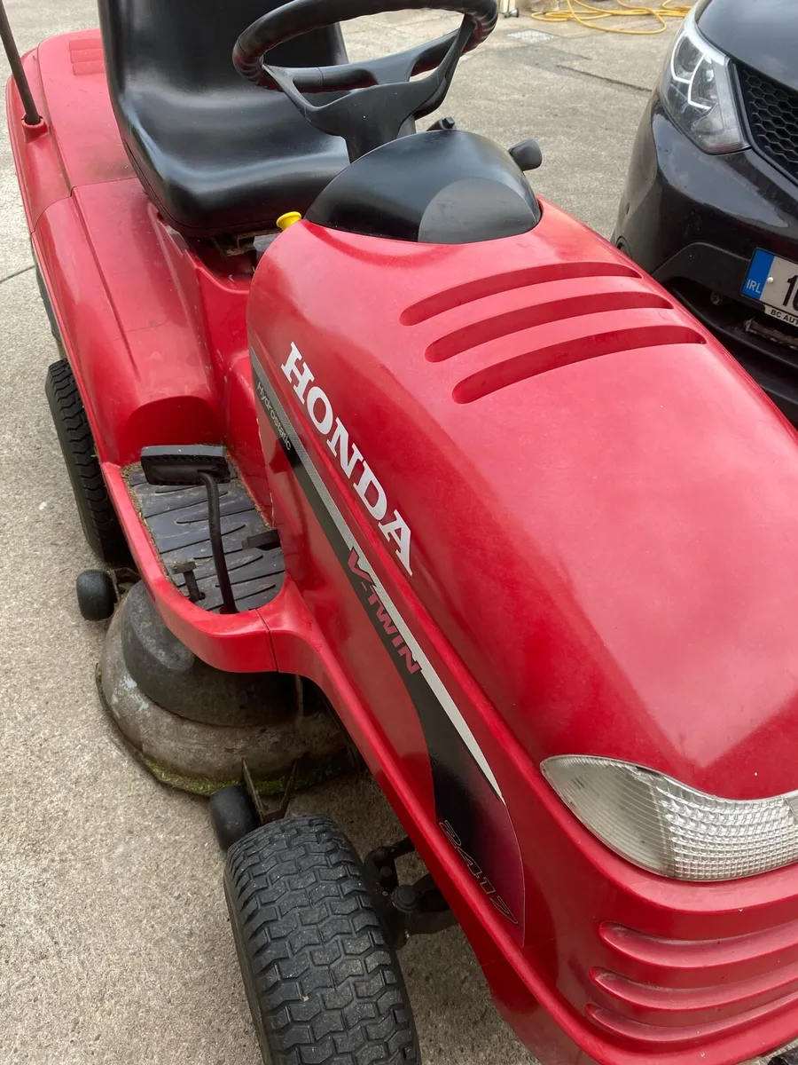 Honda 2417 - Image 1