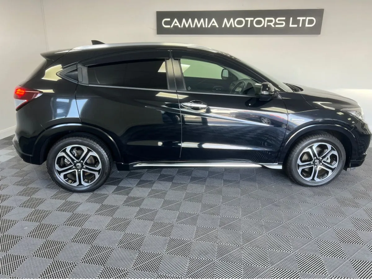 Honda Vezel Honda Vezel Hybrid - Image 3