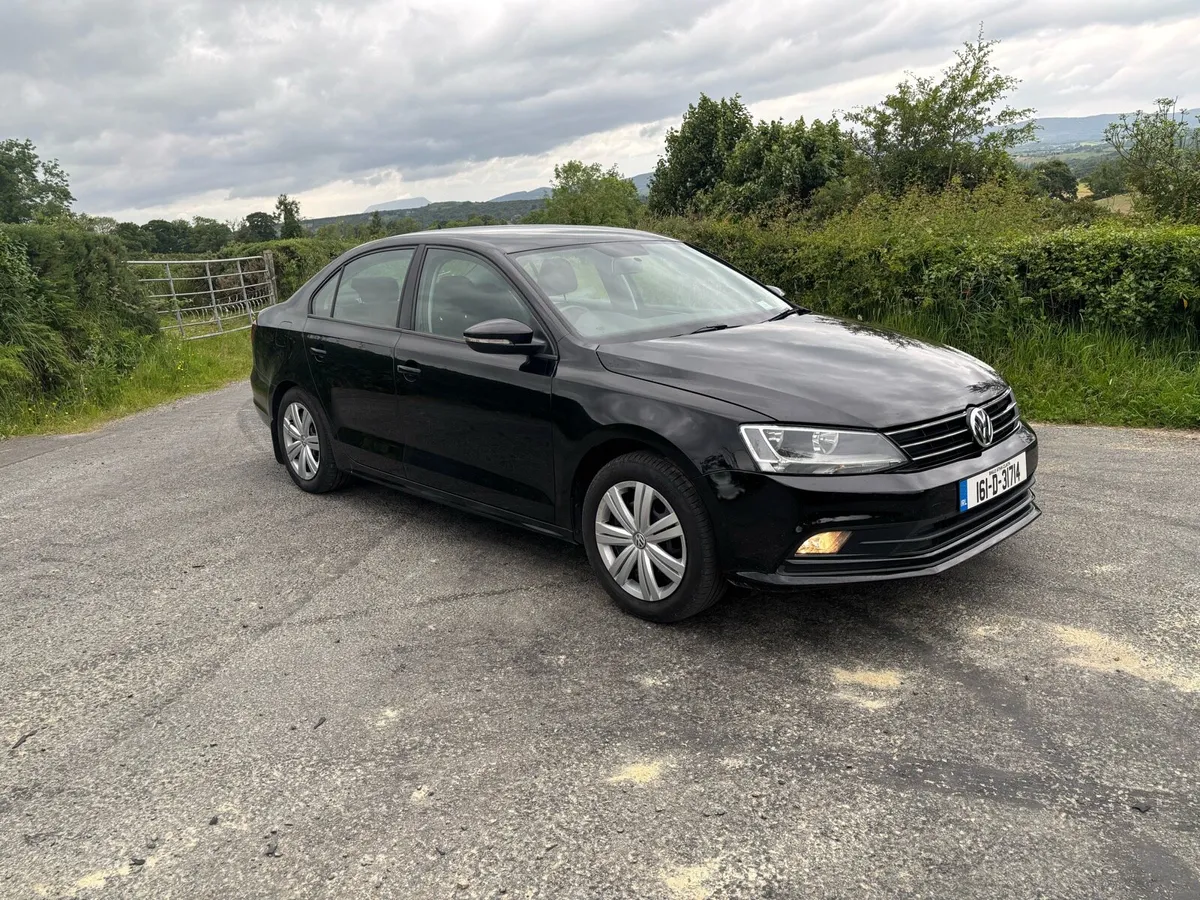 Volkswagen Jetta - Image 2