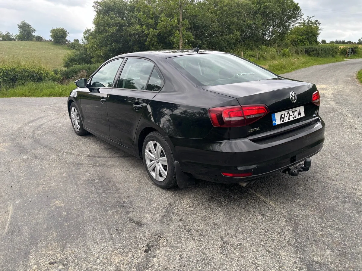 Volkswagen Jetta - Image 3