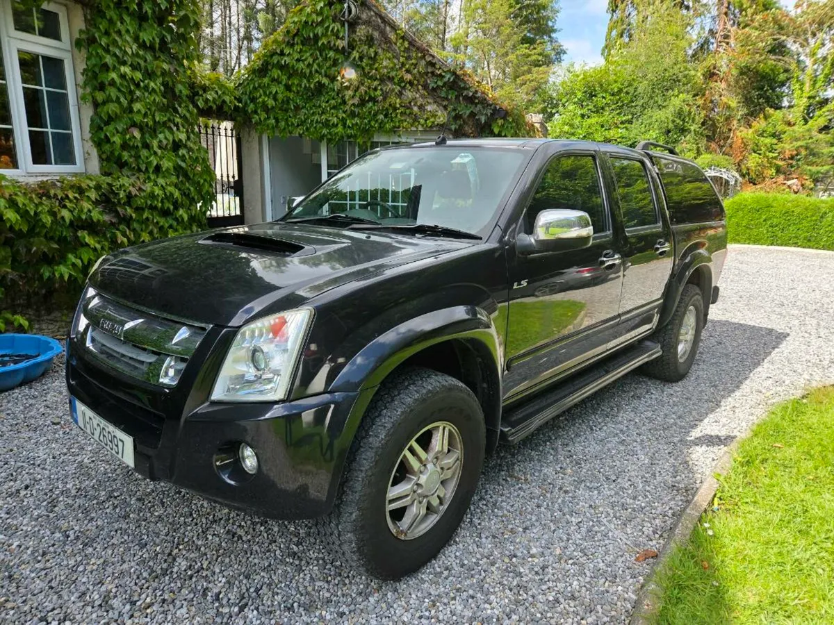 2011 ISUZU dmax - Image 2