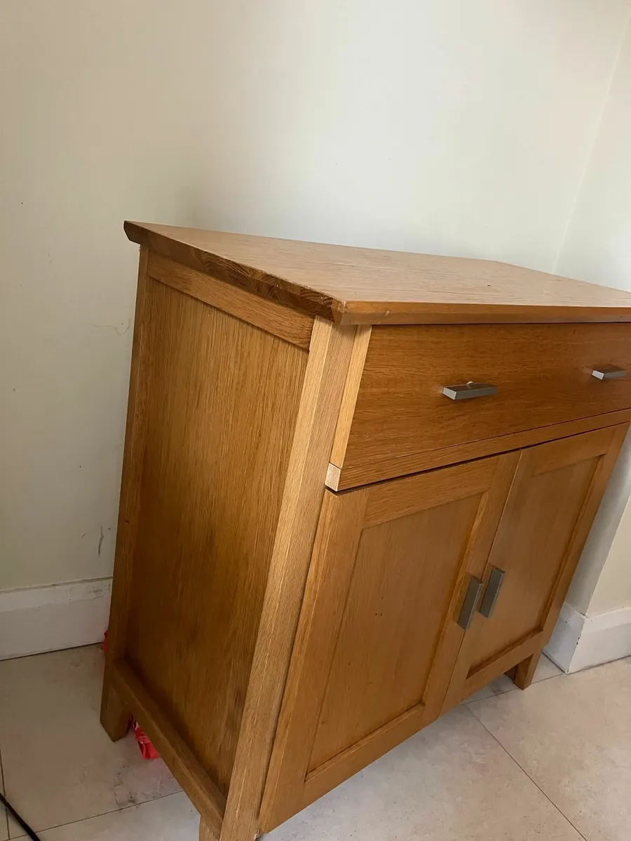 Oak sideboard - Image 2