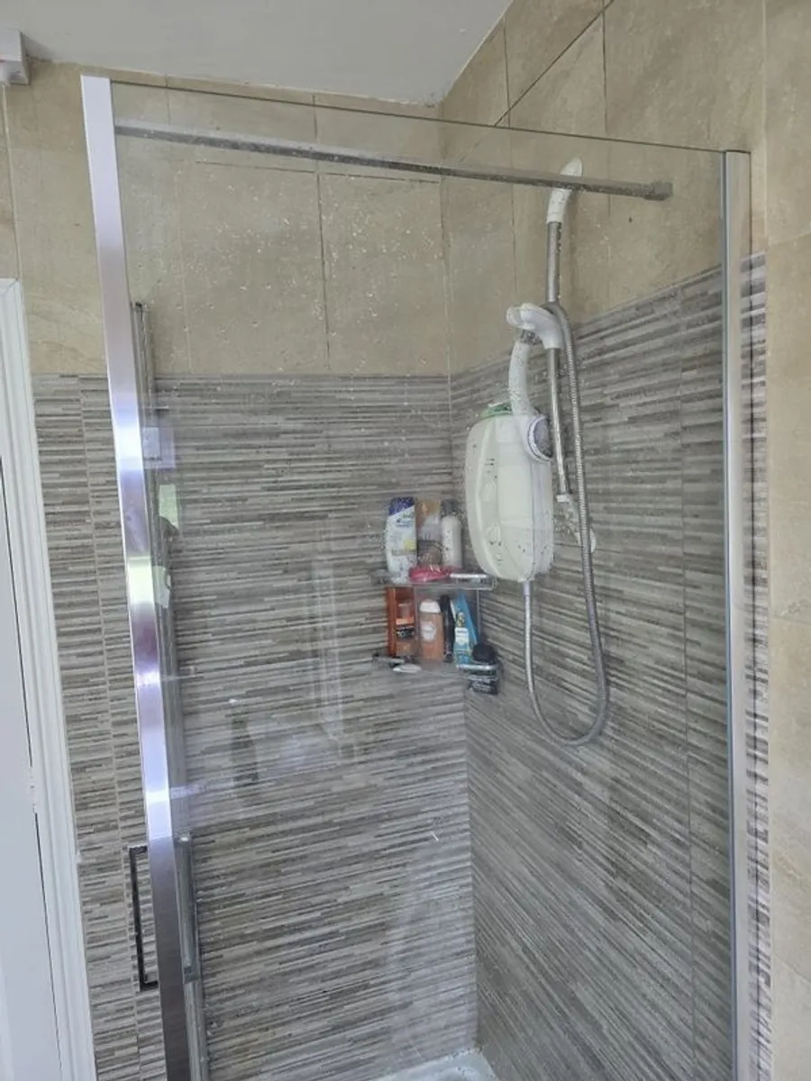 Shower Doors Merlyn Series 8 - Image 2