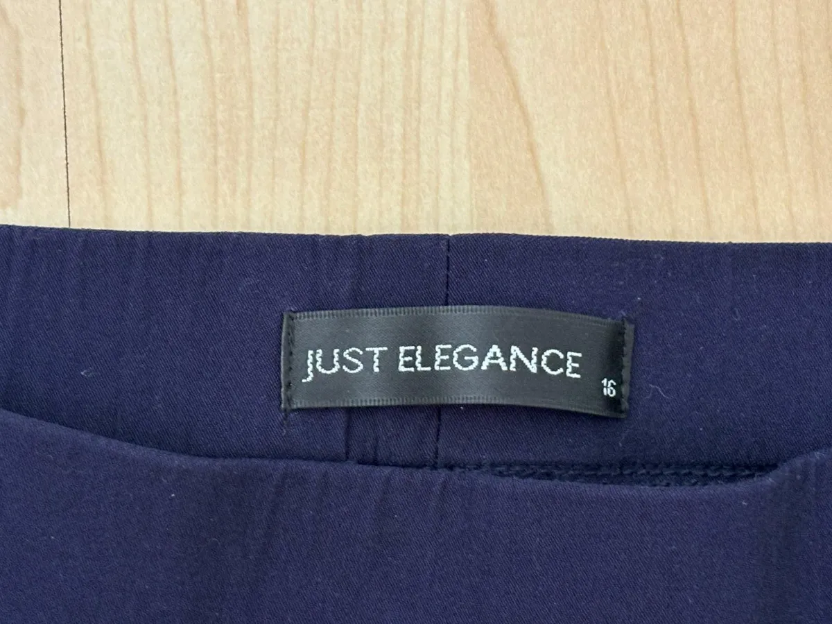 "Just Elegance" Trousers size 14-16 Waist - Image 4