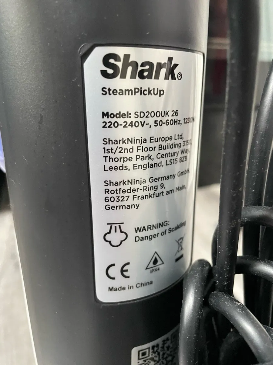 Shark steam cleaner new - Image 4