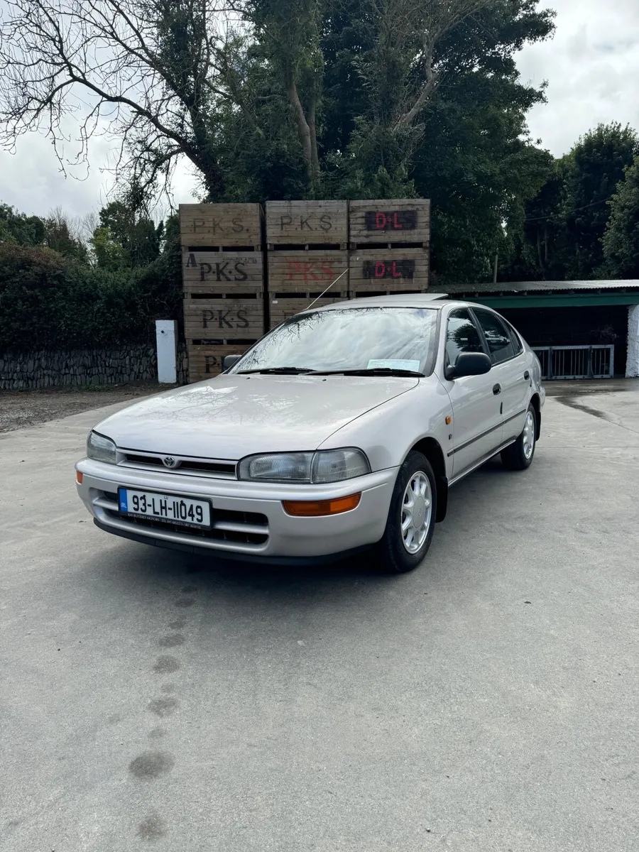 Toyota Corolla 1993 - Image 2