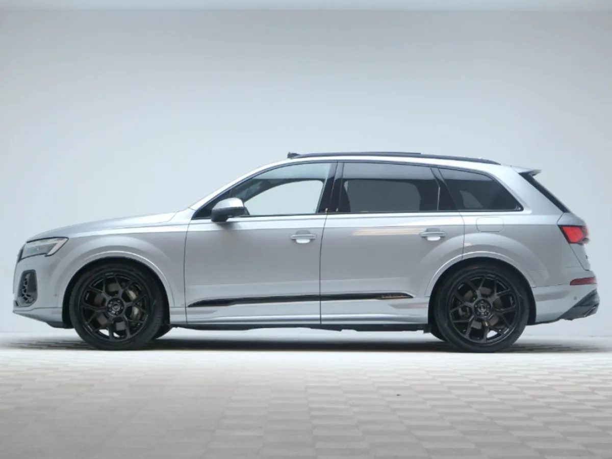 Audi Q7 Launch Edition S Line 55 3.0 Tfsi E Quatt - Image 4