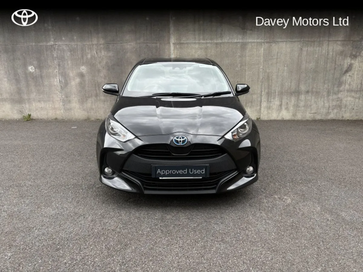 Toyota Yaris Hybrid Luna 4DR Auto - Image 4