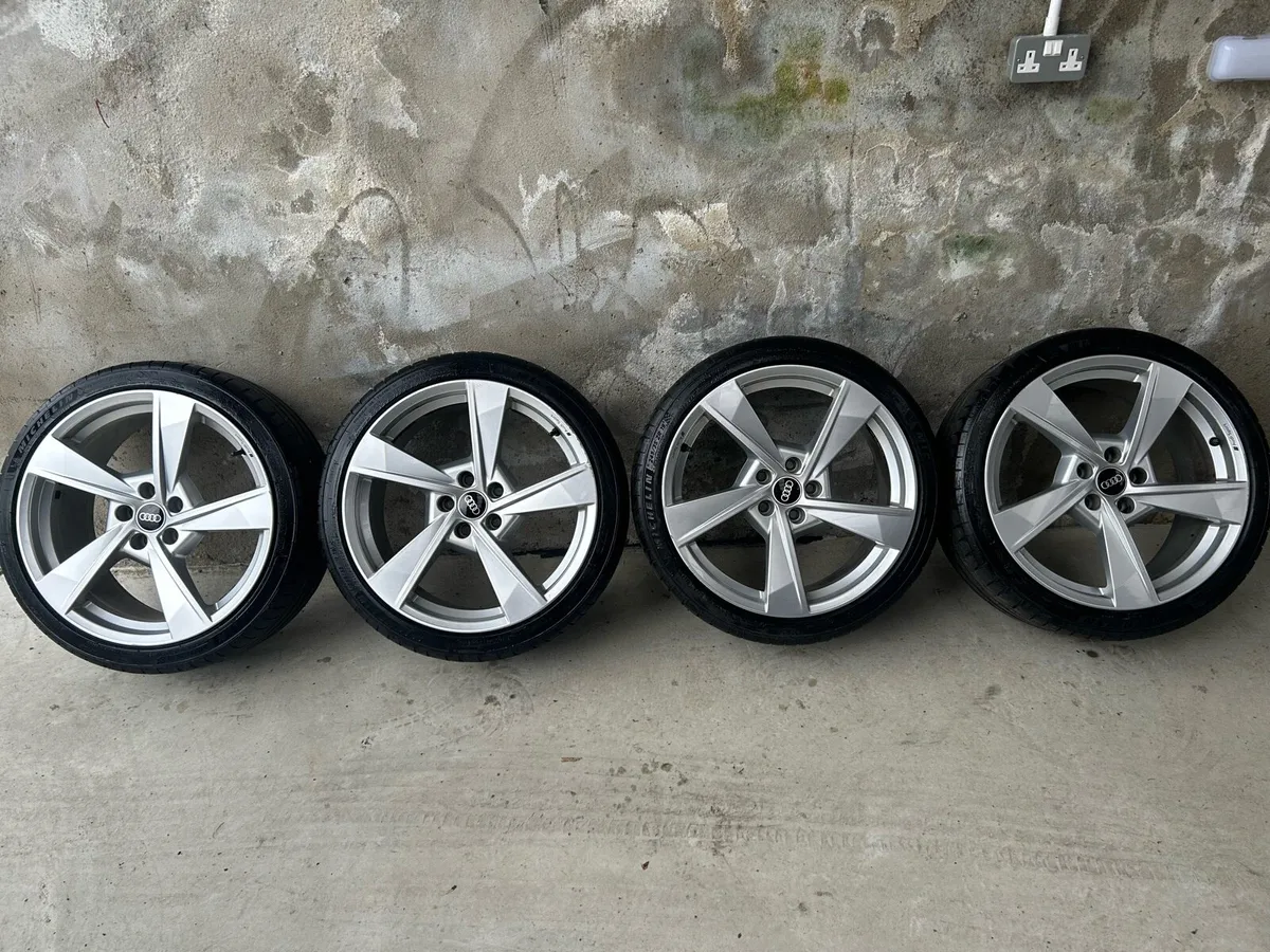 19” GENUINE AUDI A4-SPORT ALLOY WHEELS & TYRES - Image 2