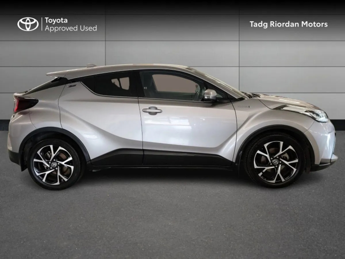 Toyota C-HR 1.8 Hybrid Sport - Image 3