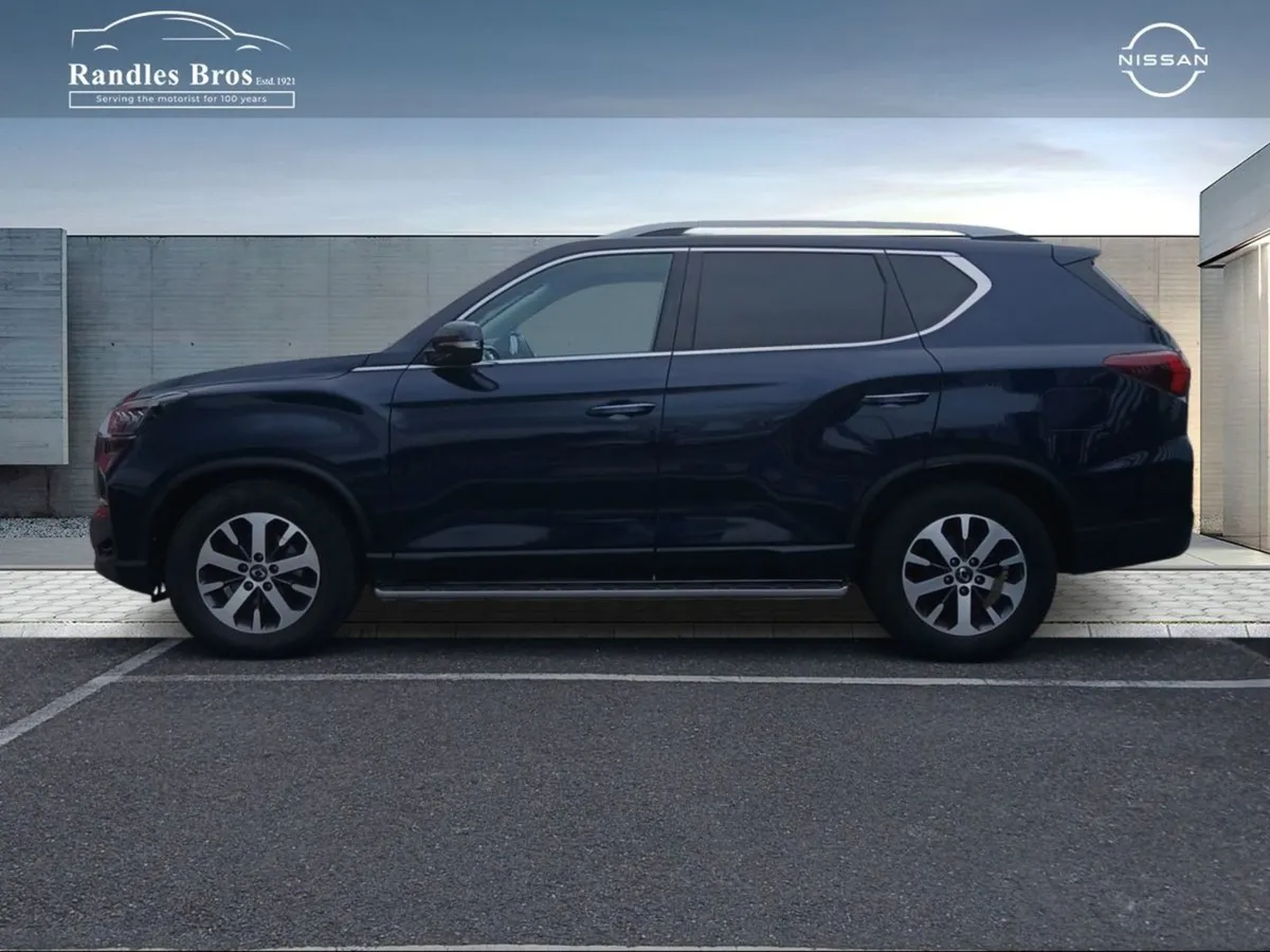 Ssangyong Rexton Rexton 2.2 P/T 4WD 2 Seat COM - Image 4