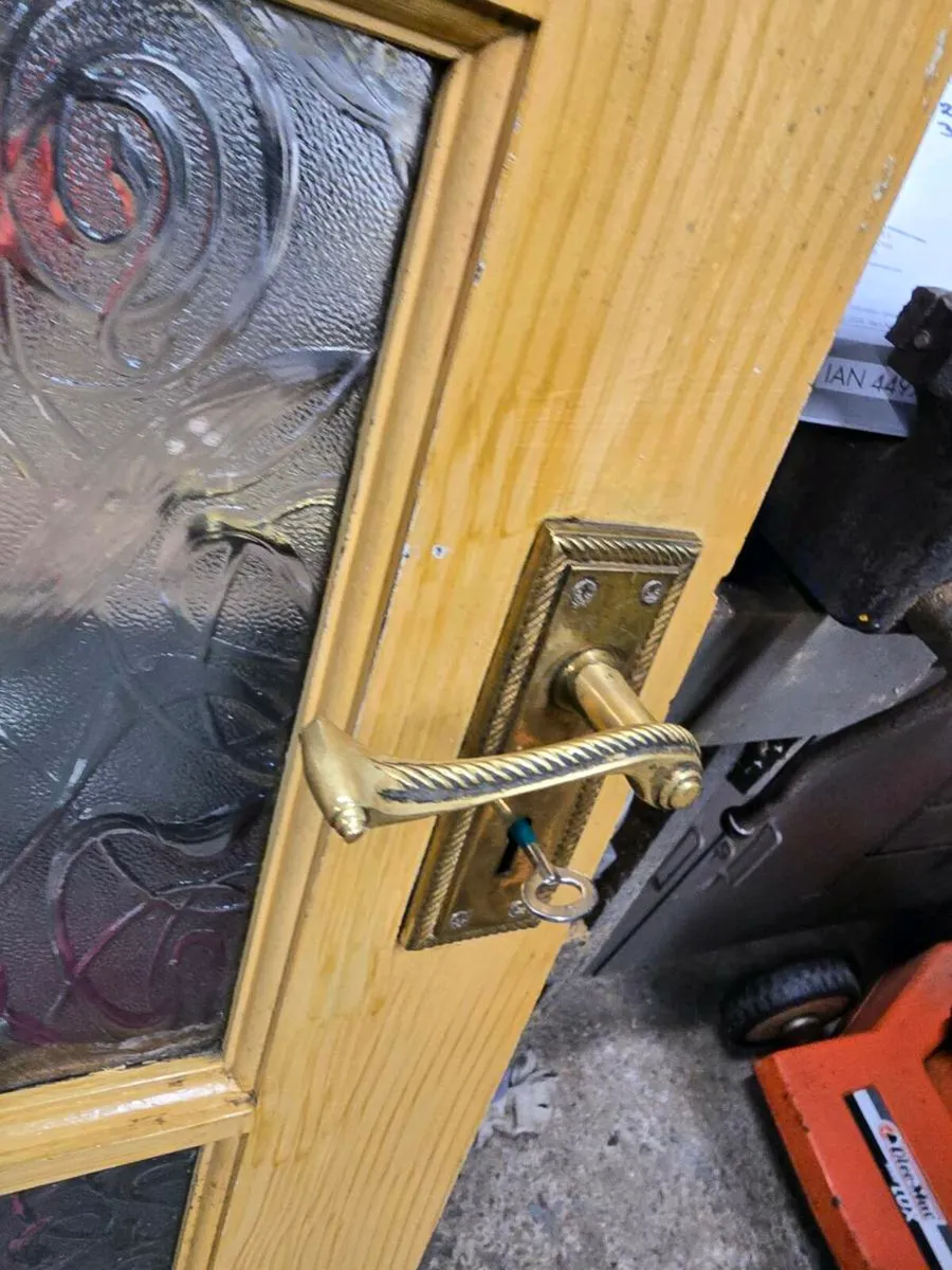 Good quality doors - Image 4