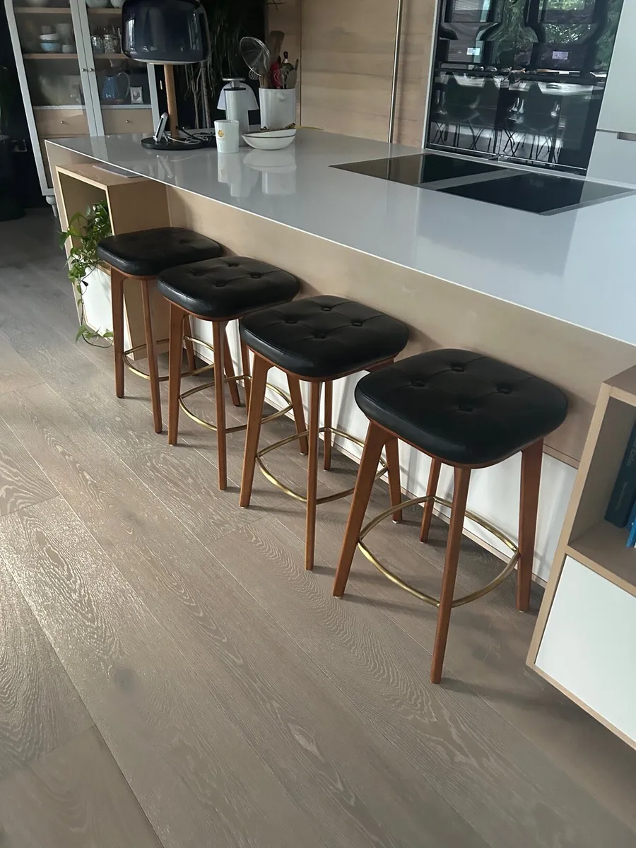 Kitchen stools - Image 1