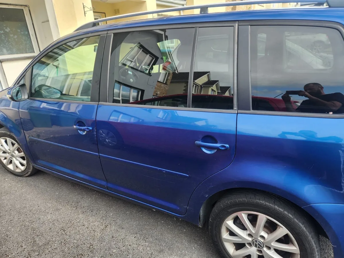 Volkswagen touran - Image 3