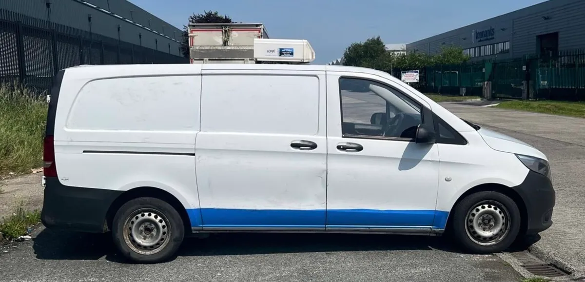 2016 Mercedes Vito Fridge / Freezer - Image 4