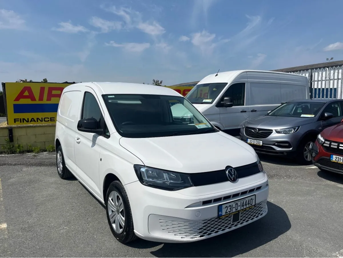 Volkswagen Caddy Cargo BUS TDI 75hp Manual 6speed - Image 4