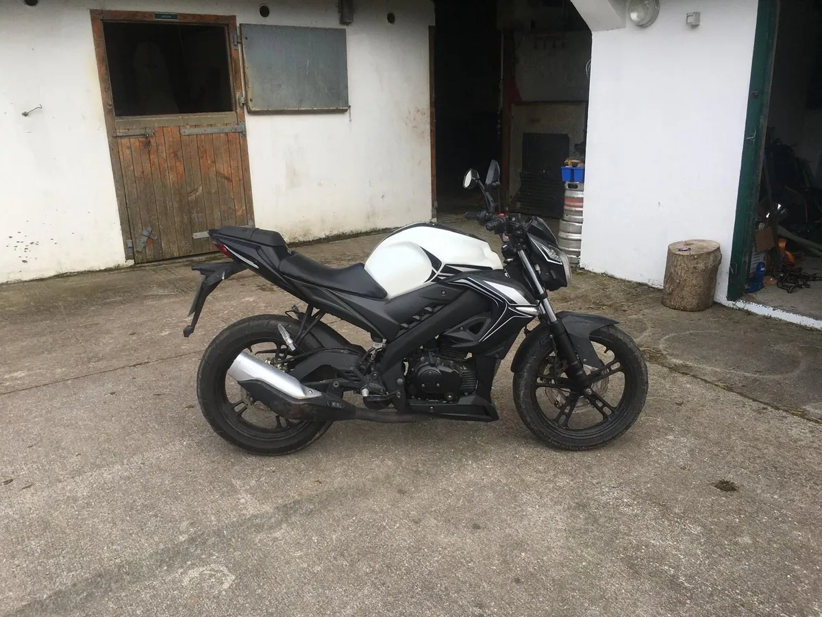 AJS TN12 124CC – 2020 – White & Black - Image 1