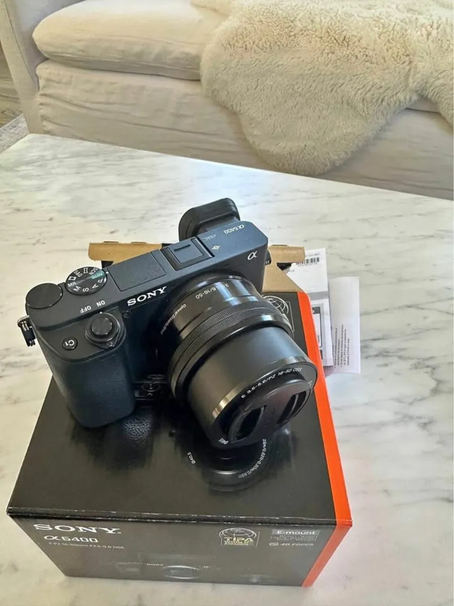 Sony a6400 - Image 2