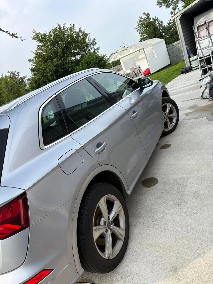 Audi Q5 S line - Image 3