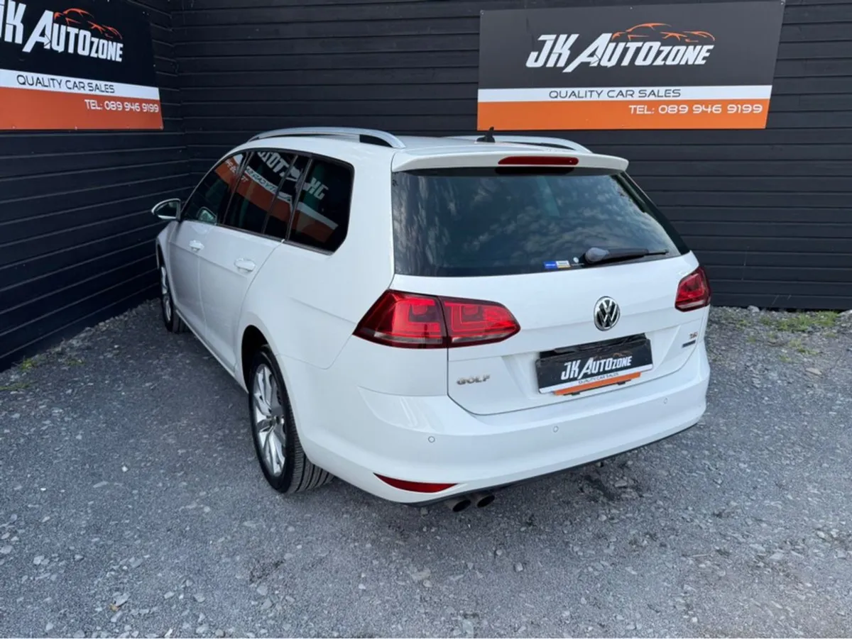Volkswagen Golf 1.4 TSI Highline EST - Image 4