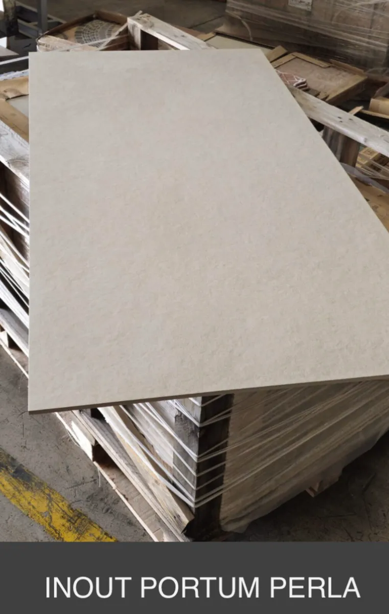 Large format Porcelain tiles - Image 2