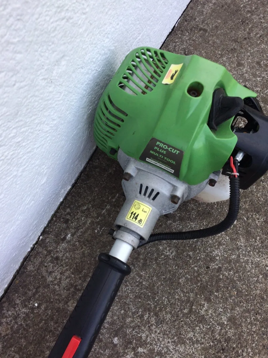 Grass Strimmer for Sale - Image 3