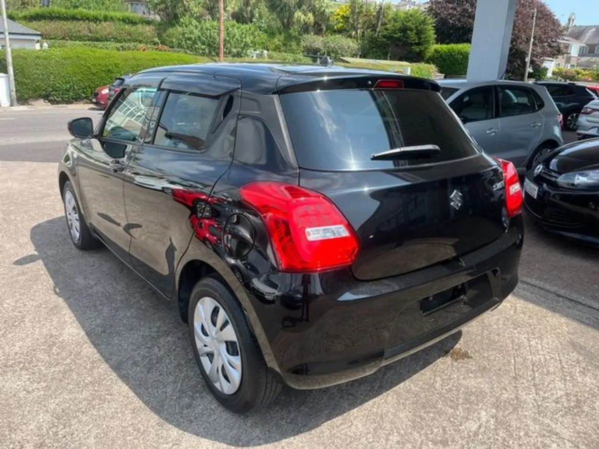 Suzuki Swift 1.2 Automatic - Image 4