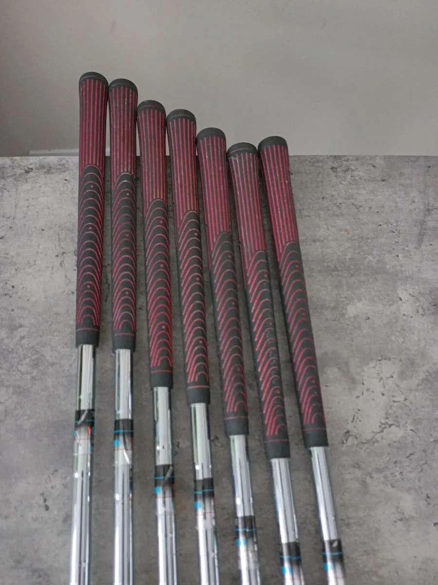 Howson golf irons. Right handed clubs. - Image 4