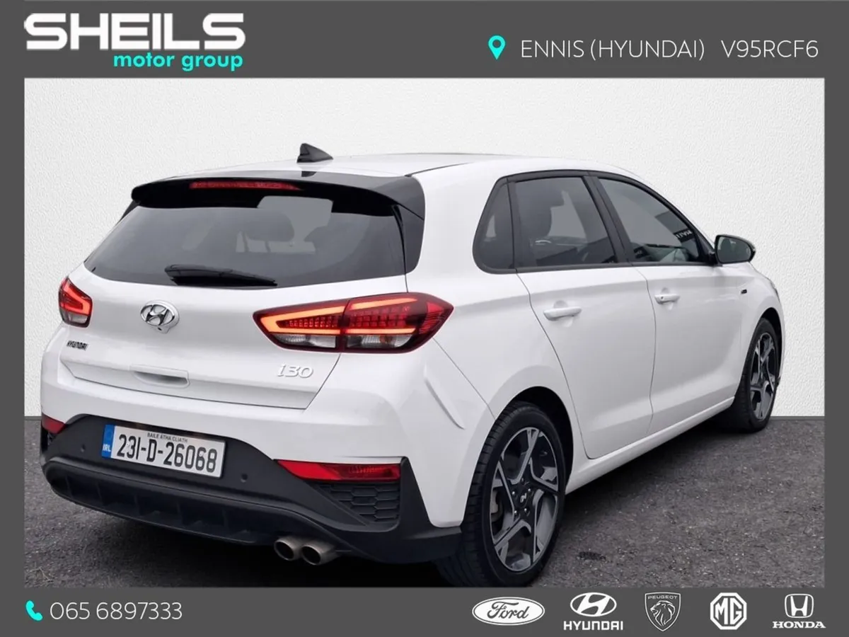 Hyundai i30 Petrol Deluxe Nline - Image 2