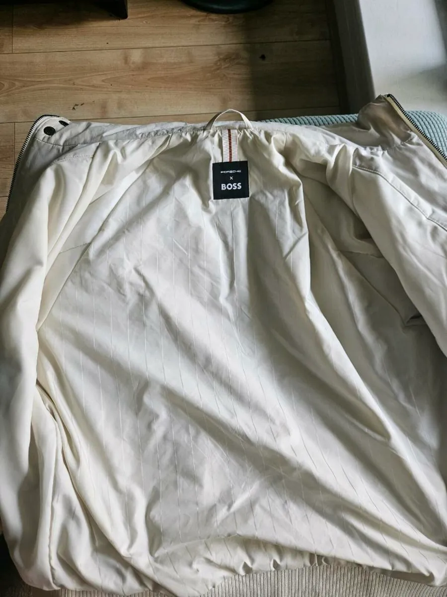 Hugo boss porsche jacket - Image 3