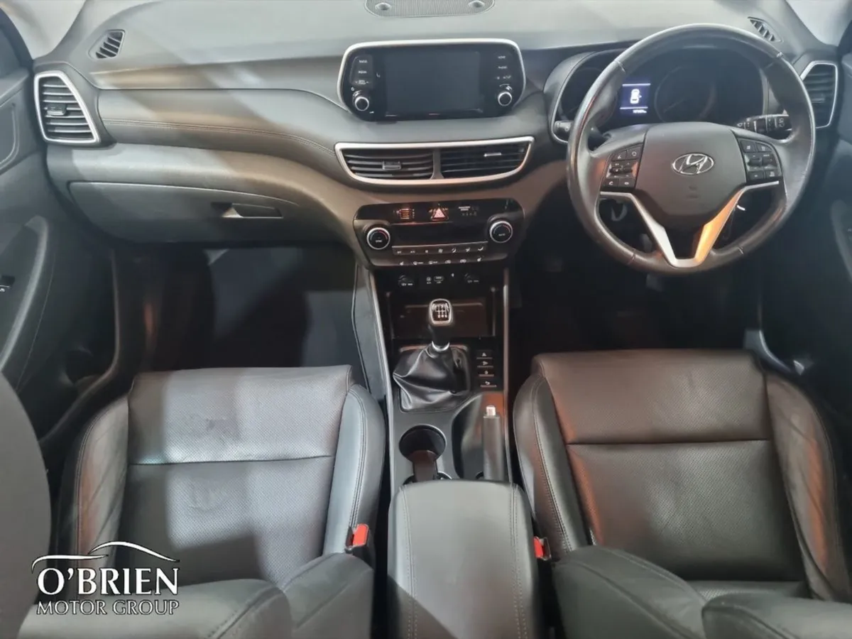 Hyundai Tucson 2WD Executive - Image 2