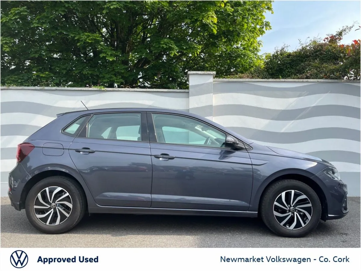 Volkswagen Polo Automatic 1.0 TSI 95bhp Life DSG - Image 4