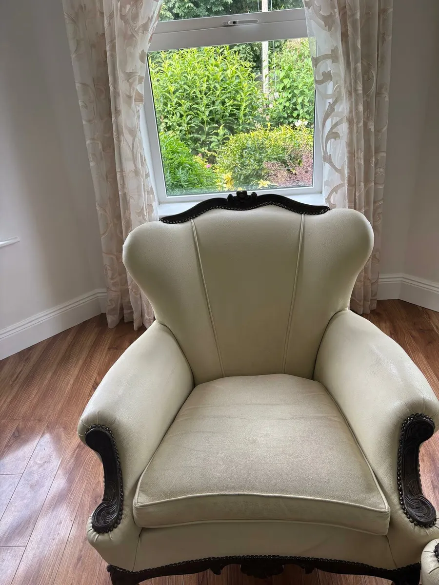 Suite of Furniture - Image 3