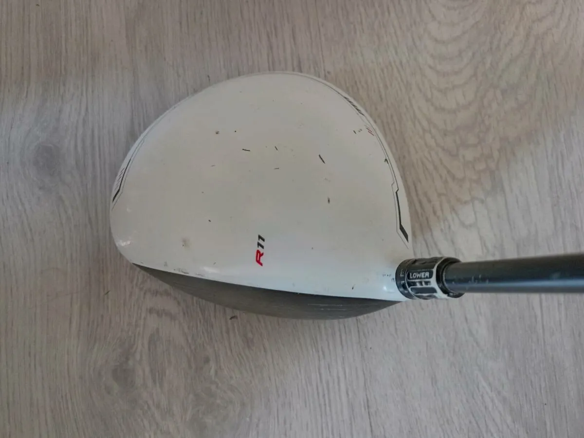 Taylormade golf Driver  R11s. Right handed club - Image 3