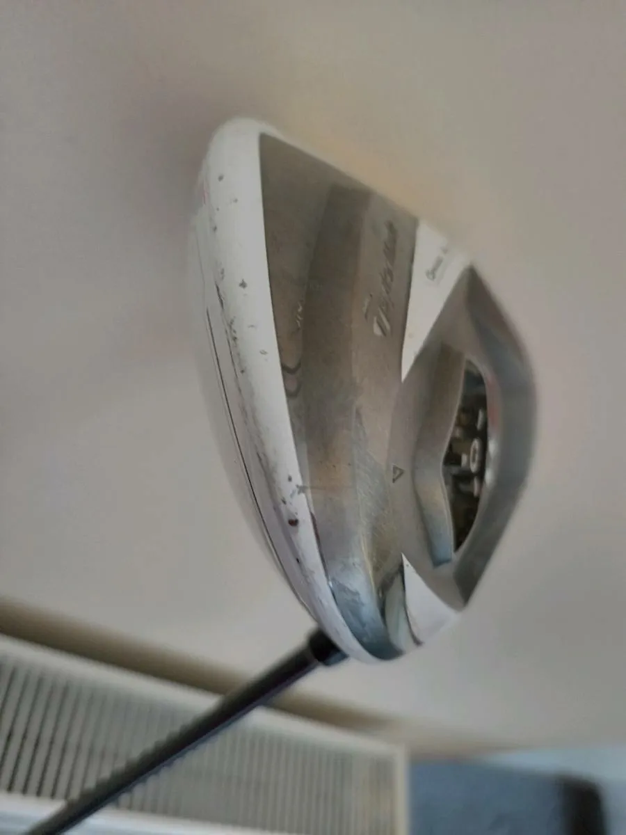 Taylormade golf Driver  R11s. Right handed club - Image 4