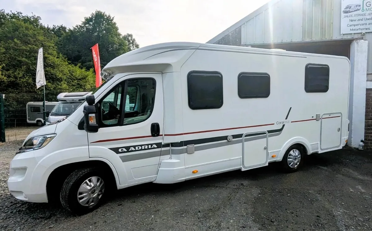 2017 ADRIA 3 LUXARY 3 BERTH - Image 2