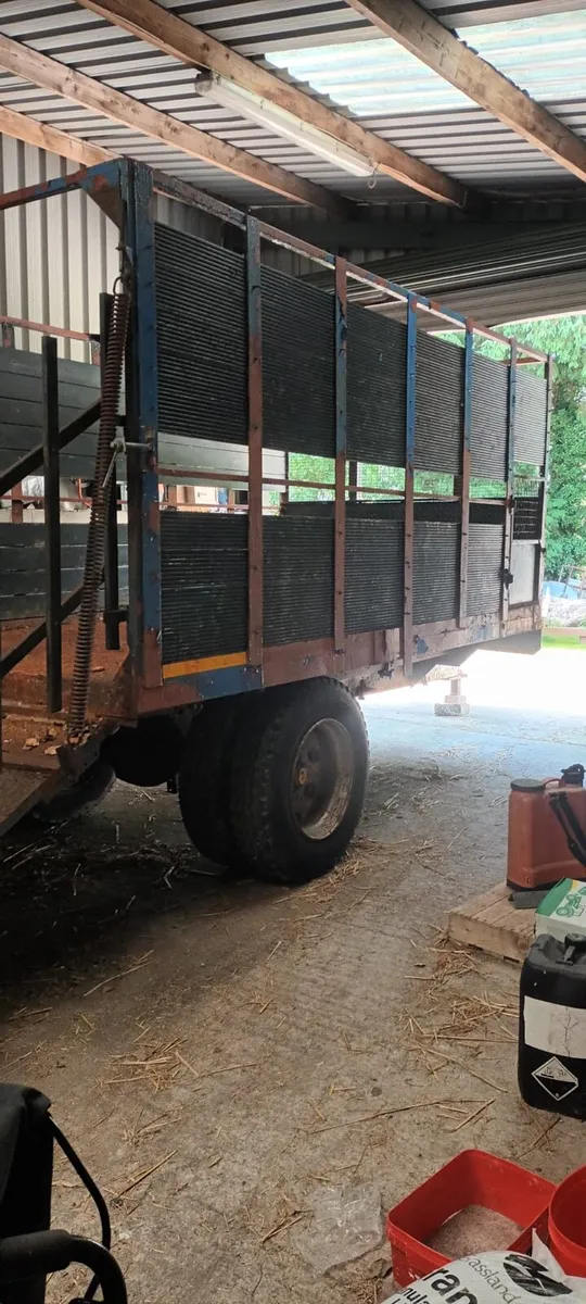 Cattle/sheep trailer - Image 4