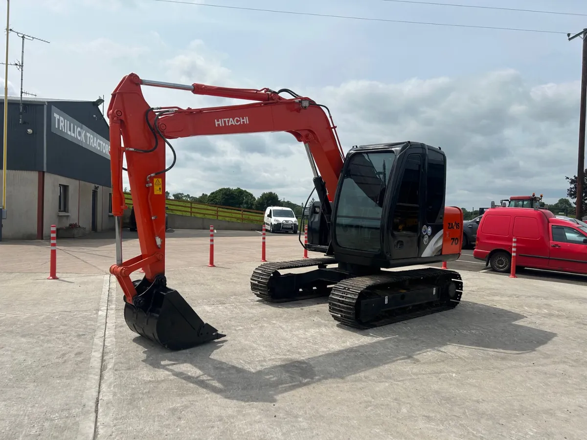 2014 Hitachi Zaxis 70 - Image 4