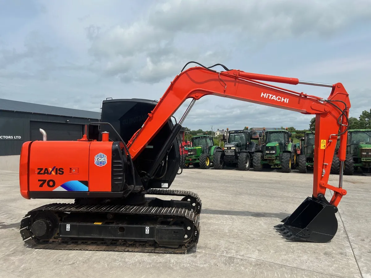 2014 Hitachi Zaxis 70 - Image 1