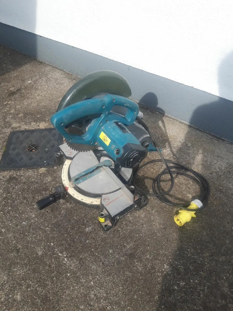 Makita Chop Saw 250mm - Image 1
